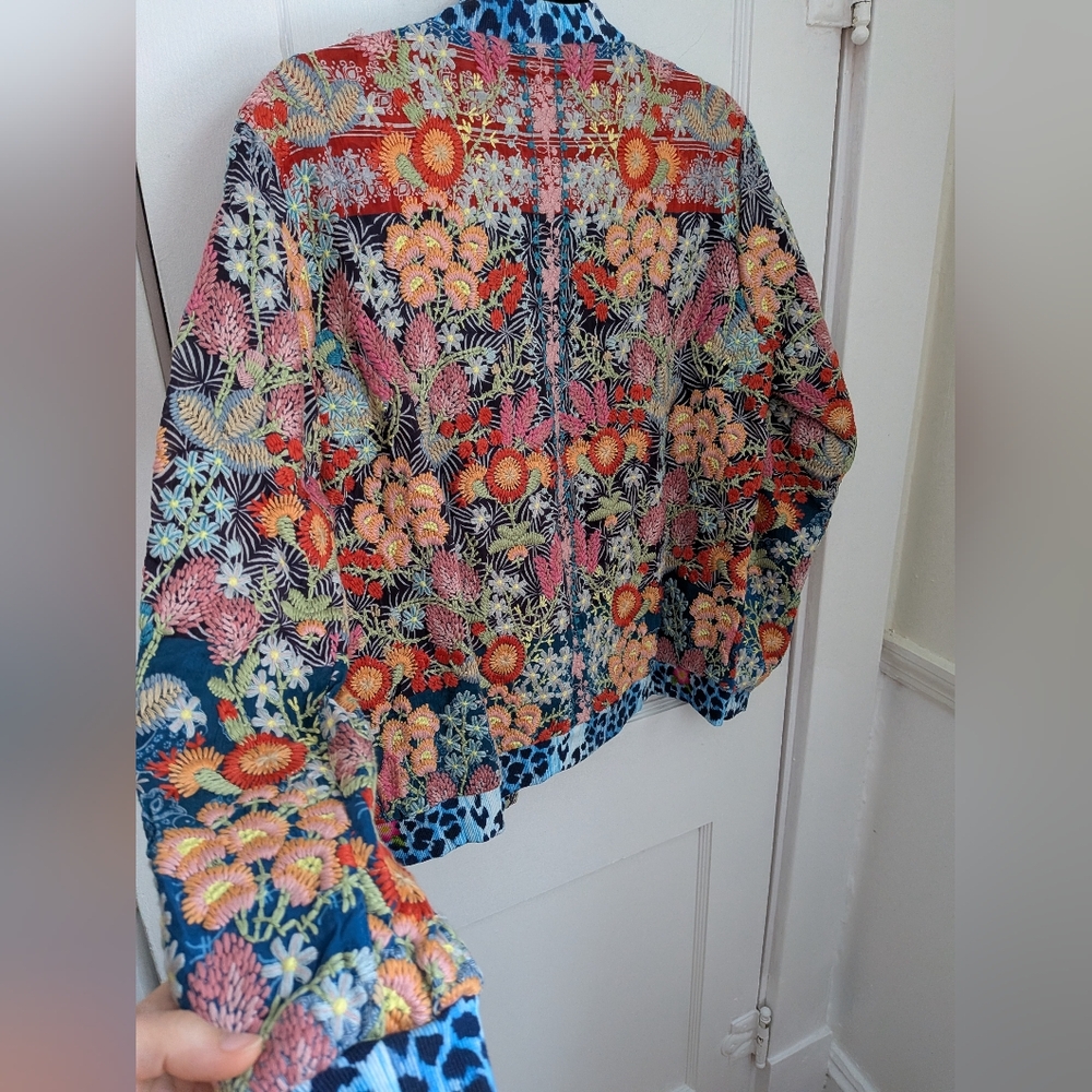 NWT Johnny Was Limited Edition Embroidered Bomber Jacket - Size S - Picture 9 of 10